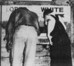 jim_crow_segregated_fountains