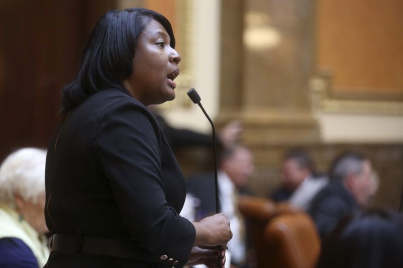 Rep. Hollins addresses legislators