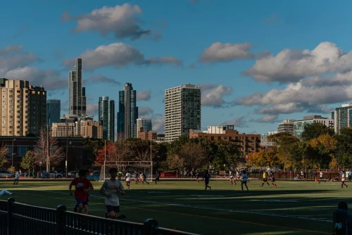 The Chicago Housing Authority traded away land at the former site of the Ickes Homes and proposes giving up more of the land even though the agency has struggled to build the hundreds of new homes it promised there. (Jamie Davis for ProPublica)