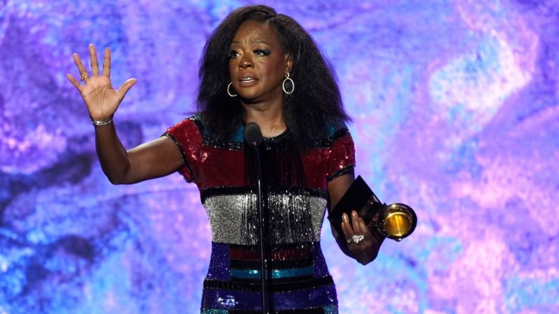 Viola Davis accepts her reward