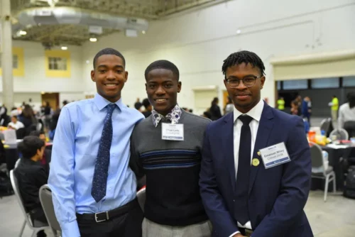 This nonprofit helps prepare students for college (Photo courtesy of Chicago Scholars)