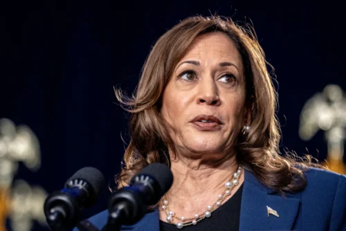 240726-kamala-harris-ch-1254-89b98e