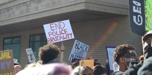 BLM_Protest_5-30-33 BLM protests like this one in Grand Rapids left activists physically and mentally traumatized (
aelin.elliott, CC BY 2.0, via Wikimedia Commons)