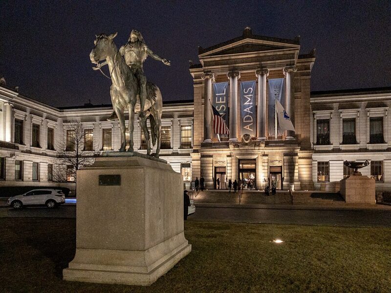 The Museum of Fine Arts Boston at night